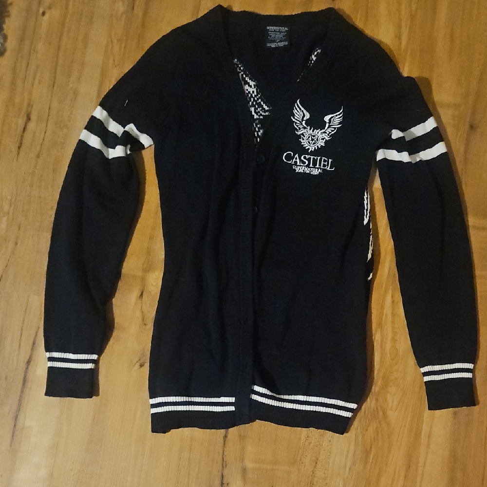 Black Women's V-Neck Knit Sweater